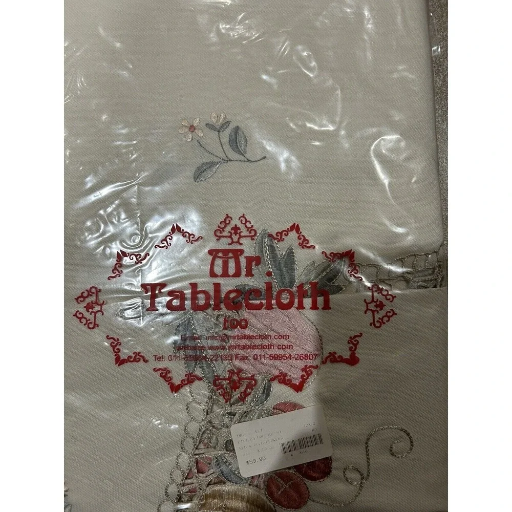 Mr Tablecloth 72 X 72 Brand New Red & Gold Flowers Vintage Timeless Luxury